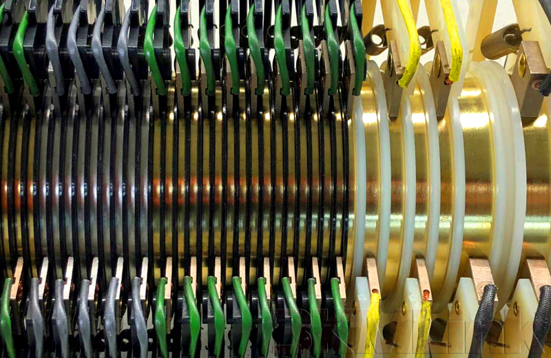 導(dǎo)電滑環(huán)的電刷工藝優(yōu)缺點(diǎn)介紹 導(dǎo)電滑環(huán)的電刷工藝優(yōu)缺點(diǎn)介紹